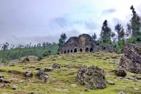 Kalaroos caves