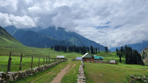 Warwan Valley Trek